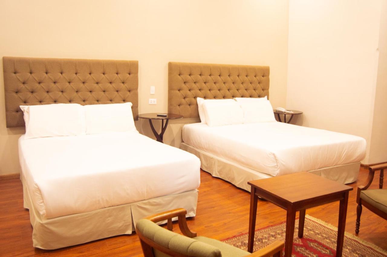Hotel Carvallo Куэнка Экстерьер фото