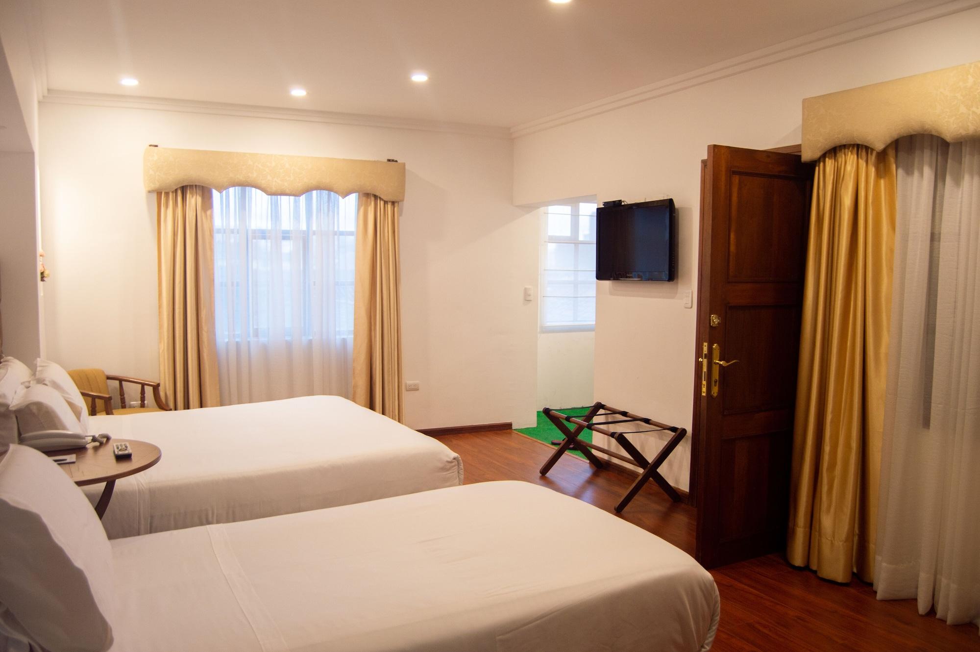 Hotel Carvallo Куэнка Экстерьер фото