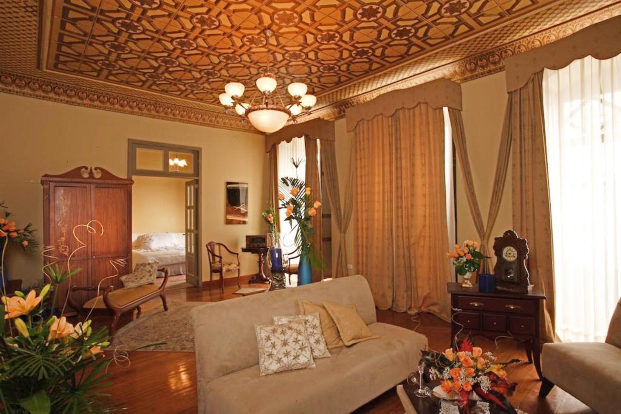 Hotel Carvallo Куэнка Экстерьер фото