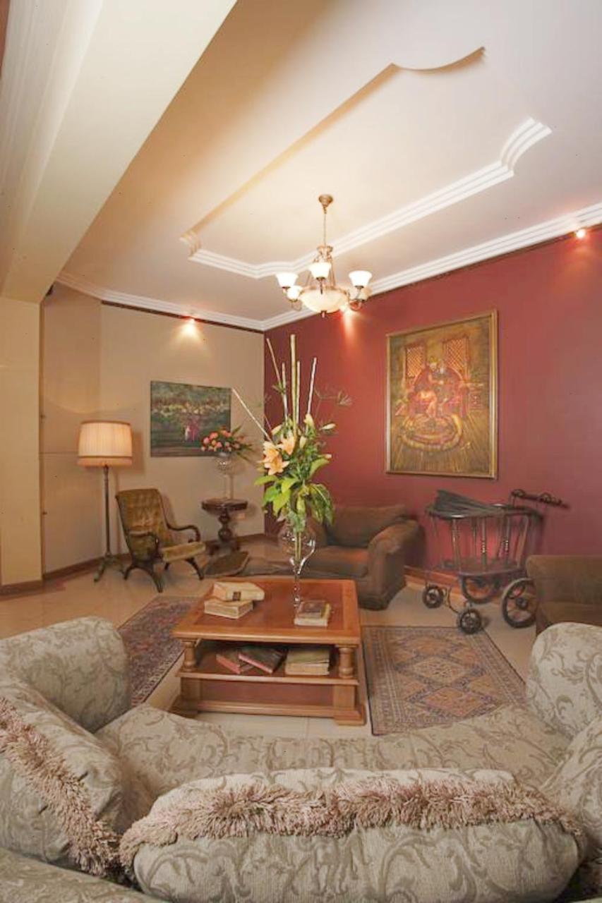 Hotel Carvallo Куэнка Экстерьер фото